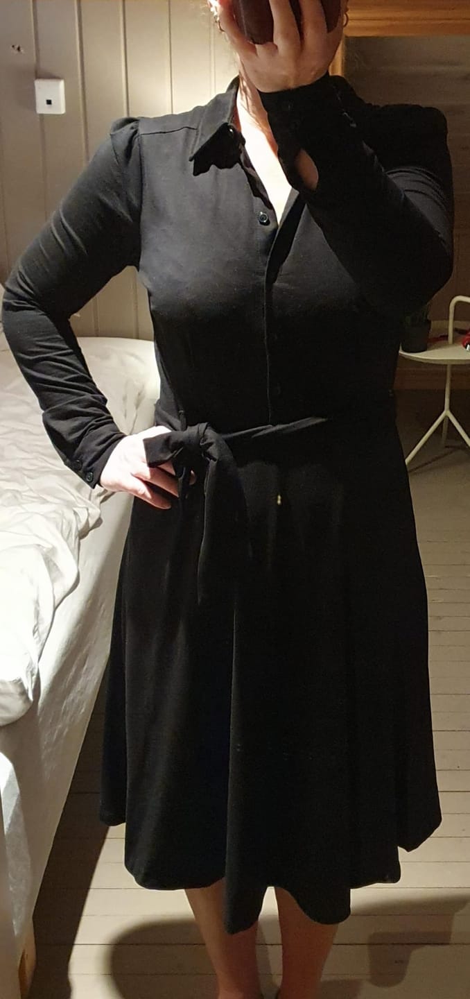 Customer photo review of Sheeva Viskose Classic kjole