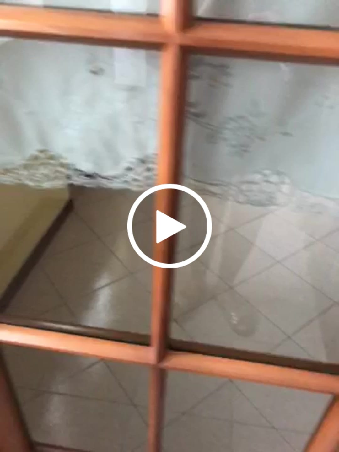 Customer video review of Kit Vetri: Panno + Sapone Neutro