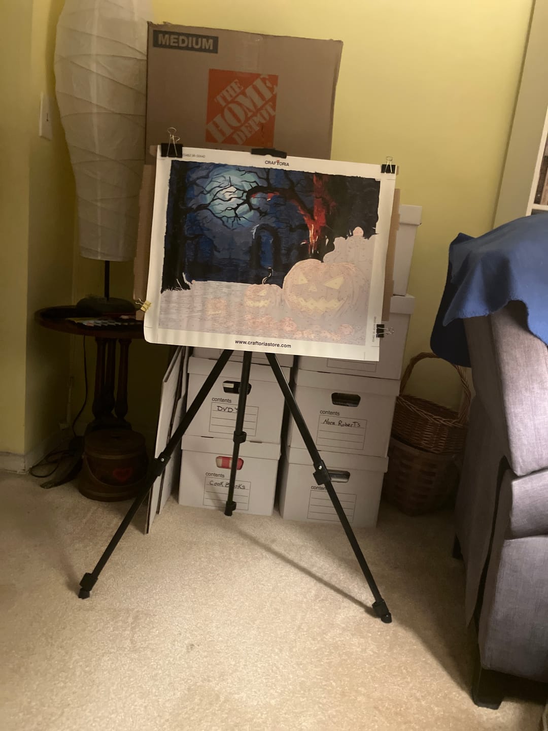 Customer photo review of Adjustable Aluminum Easel