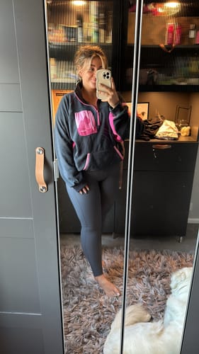 Customer photo review of Ribbed Leggings - Charcoal