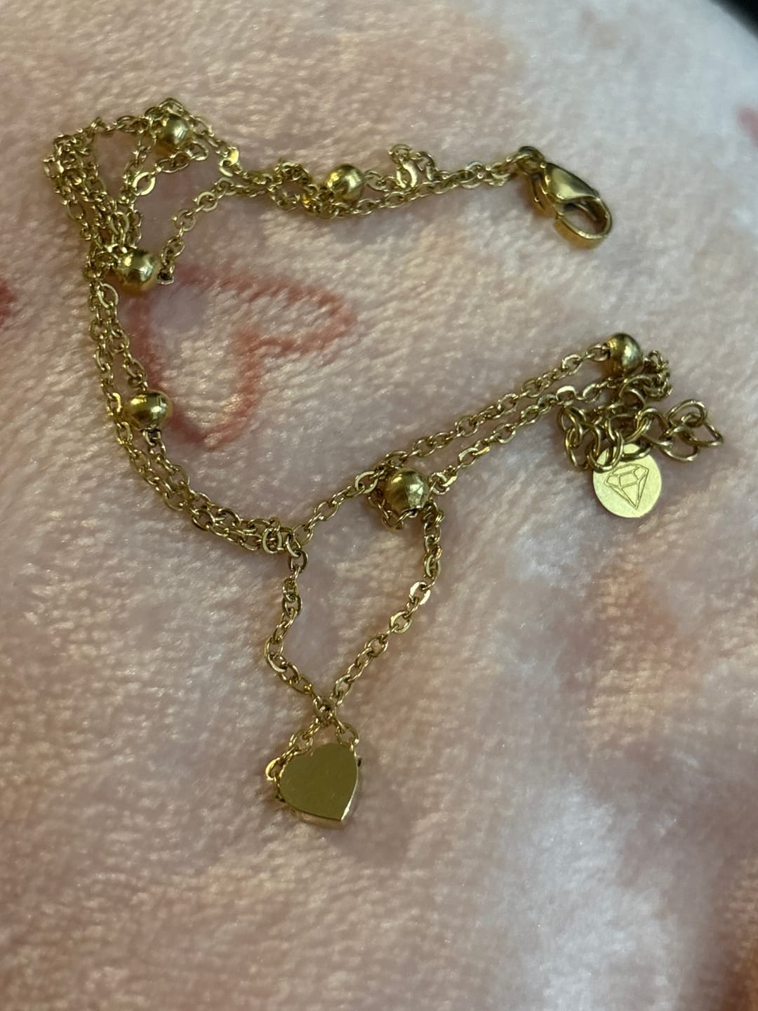Customer photo review of Heartbeat Fußkette | 18K vergoldet