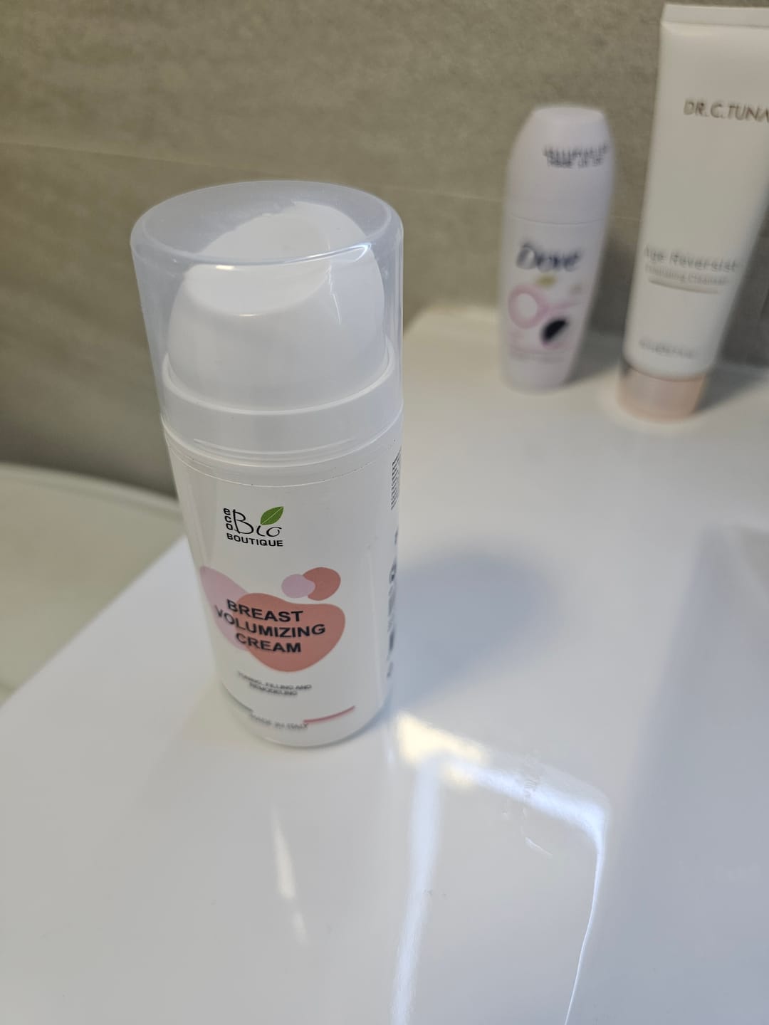 Customer photo review of Crema Voluminizadora de Pecho