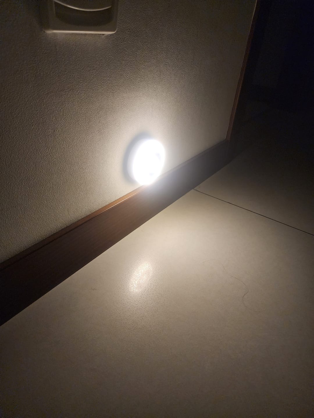 Customer photo review of Daisy Sensörlü Yuvarlak LED Lamba