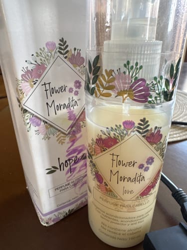 Customer photo review of Kit 3 Perfumes para cabello