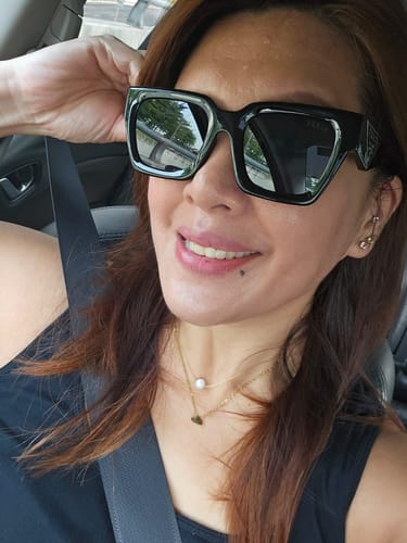 Customer photo review of Minimalist Pearl Necklace