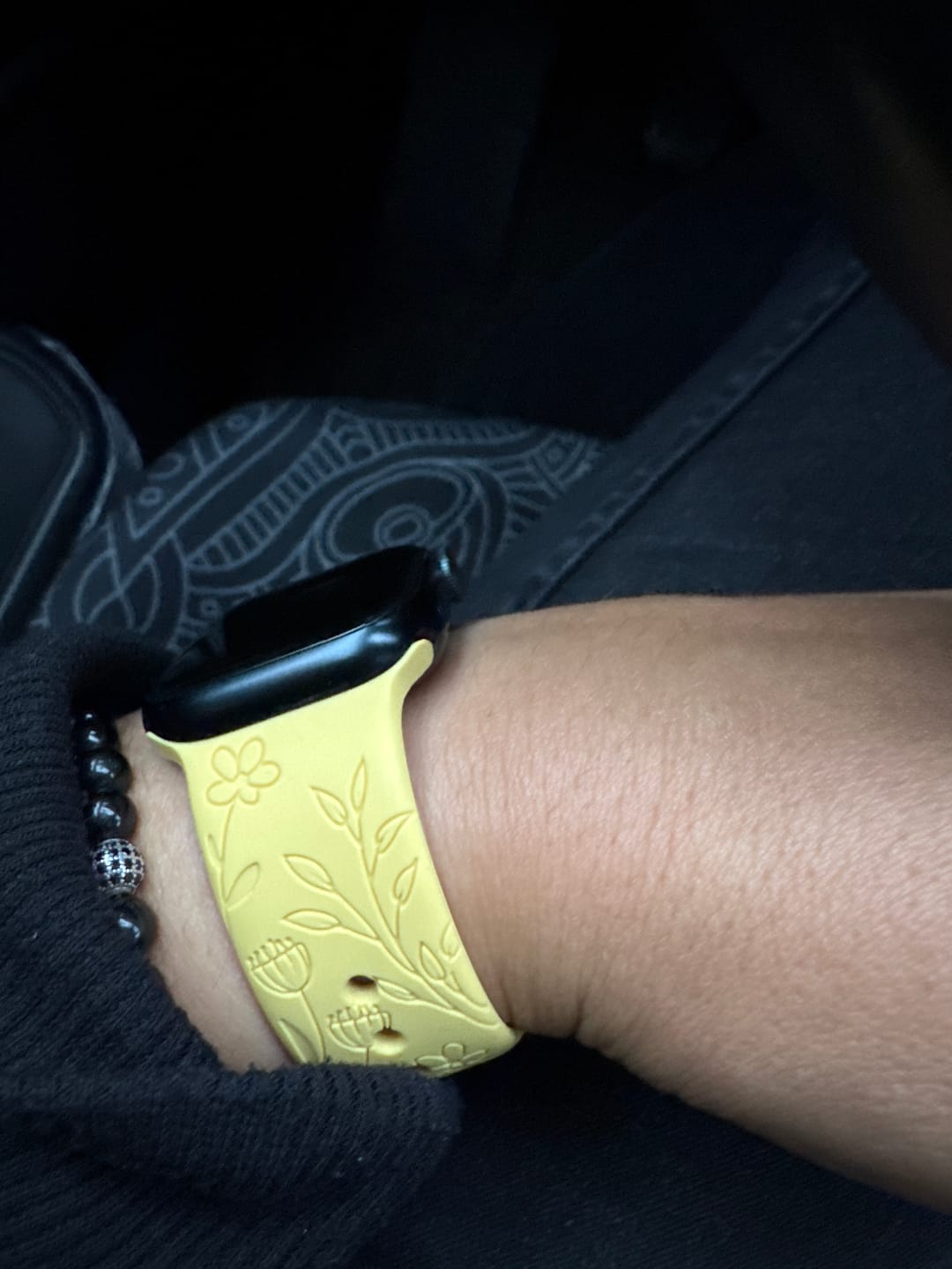 Customer photo review of Ione Silicone Band