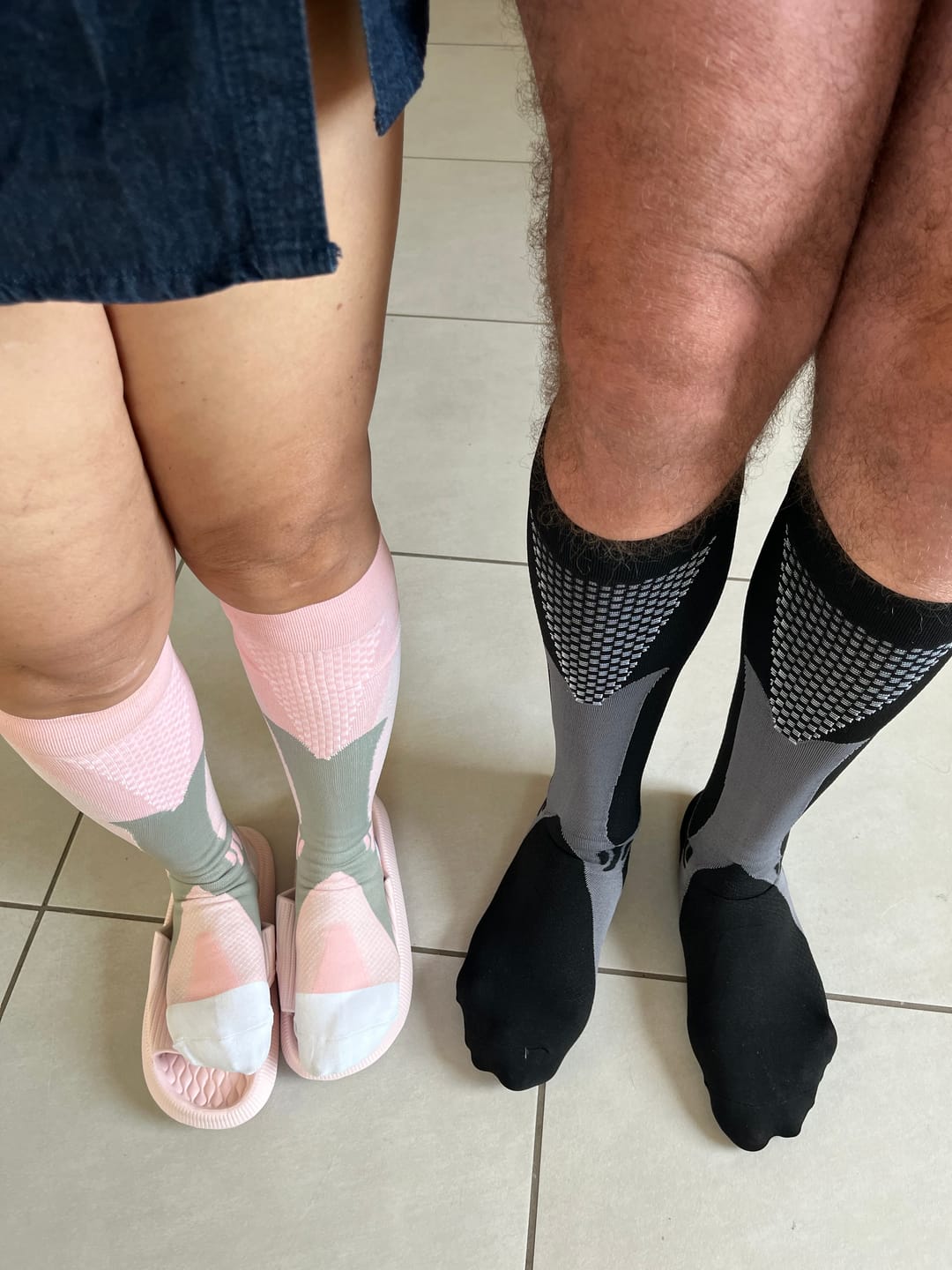 Customer photo review of VitalFlow™️ farbenfrohe Kompressionssocken