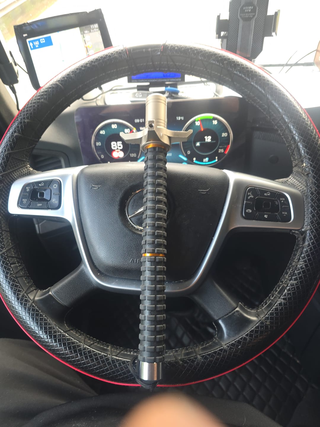 Customer photo review of Self-defense blocking baton
