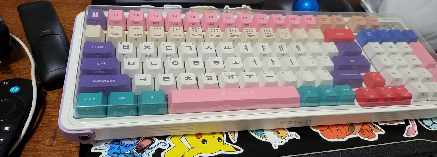 Customer photo review of BTS HANGUL EDITION KEYBOARD