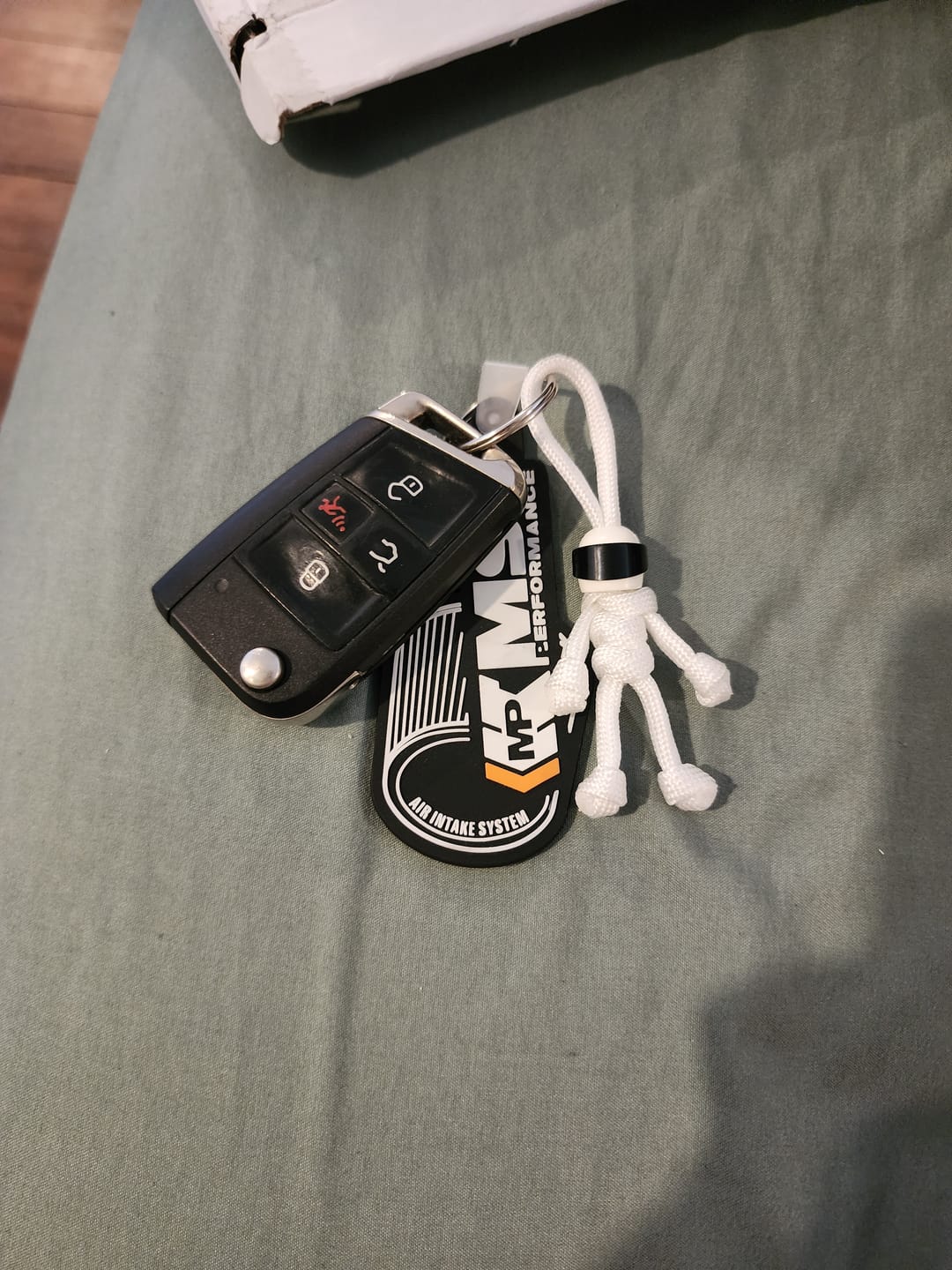 Customer photo review of The Stig Paracord Buddy Keychain