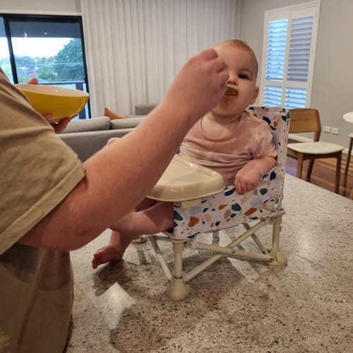 Customer photo review of Charlie baby chair v2
