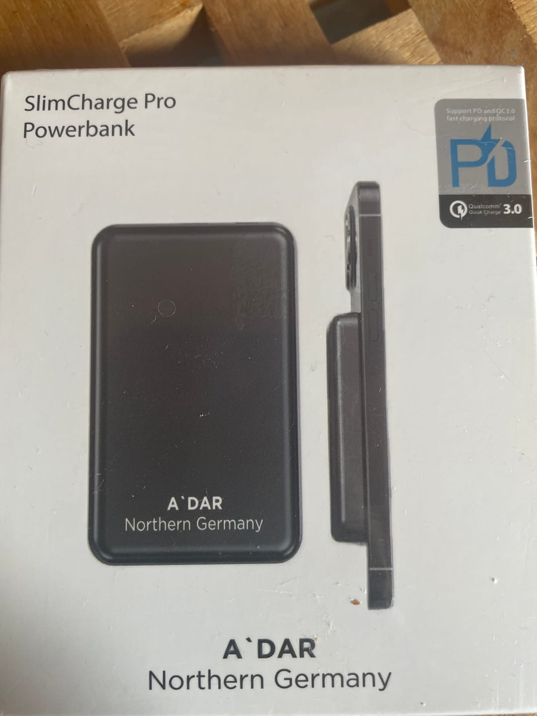 Customer photo review of AdarCharge Pro - Magnetische PowerBank + SlimCharge