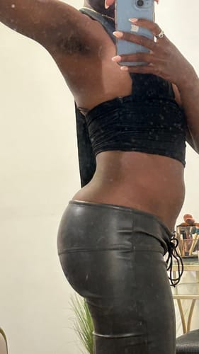 Customer photo review of EGO CAPRIS (BLACK LEATHER)