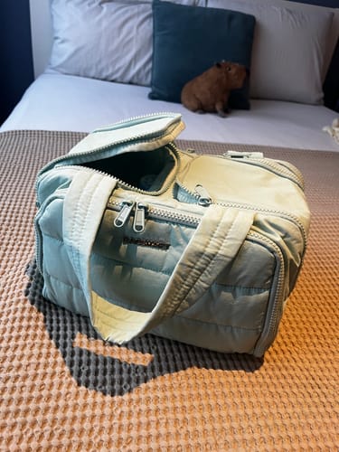 Customer photo review of Zora Spacesaver 4-in-1 Puffy Multi-Functional Toiletry Bag