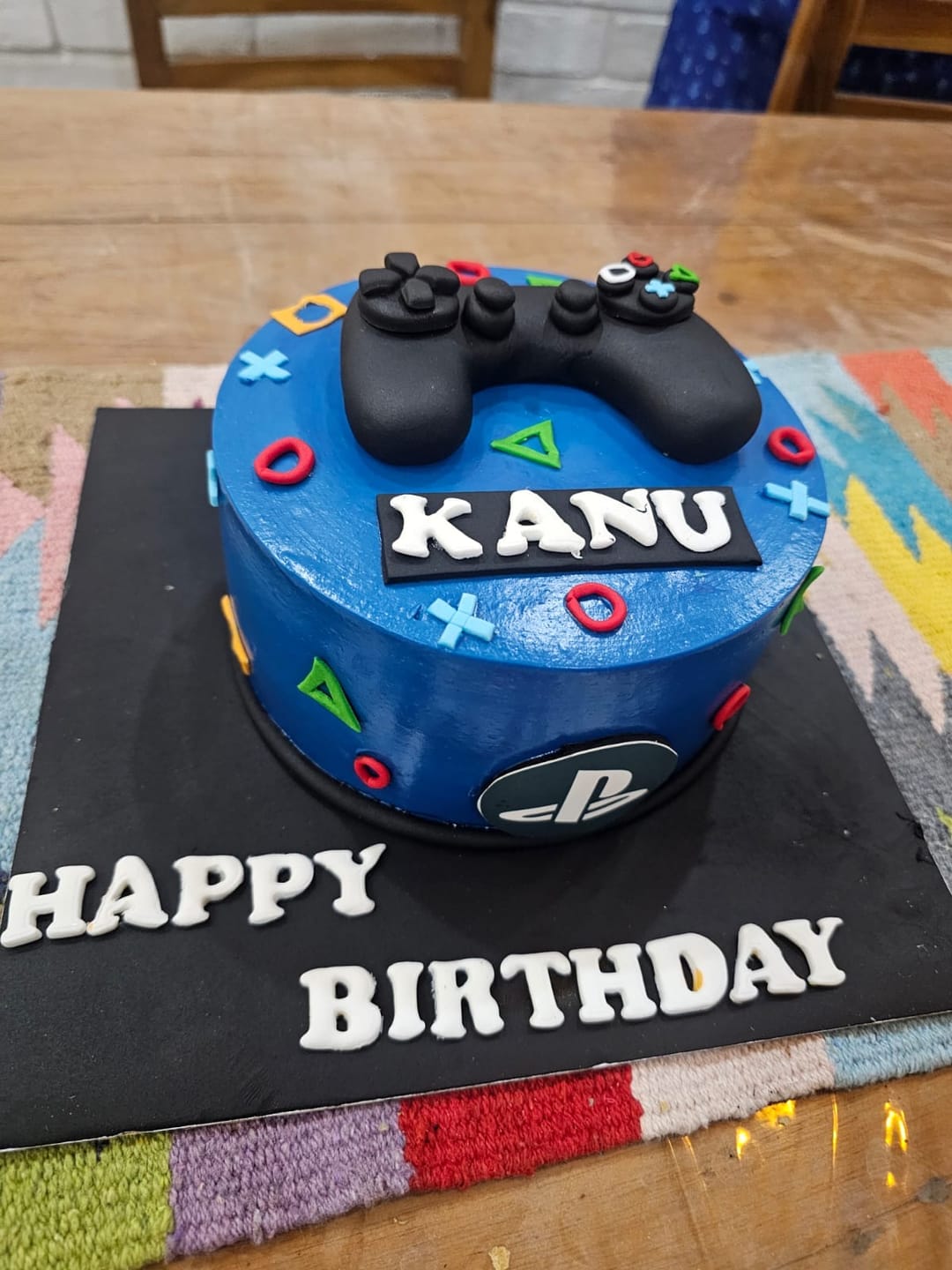 Customer photo review of Playstation Theme Cake