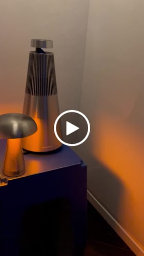 Customer video review of Portable Metal Touch Lamp | Aluminium