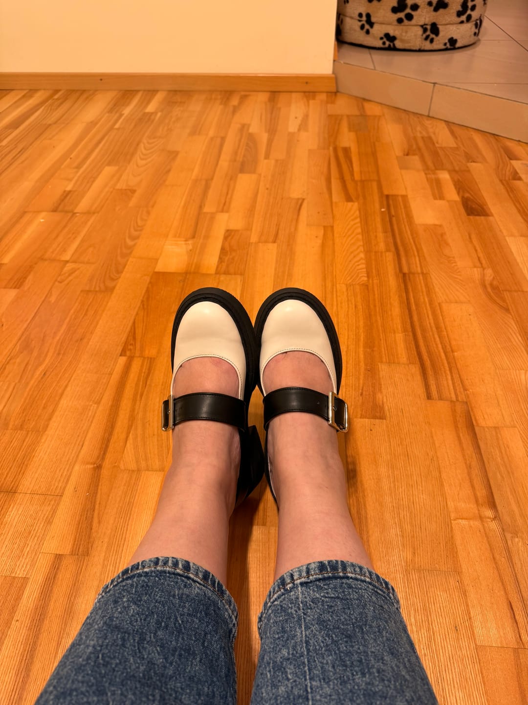 Customer photo review of Mėnulis Closed Toe Sandals