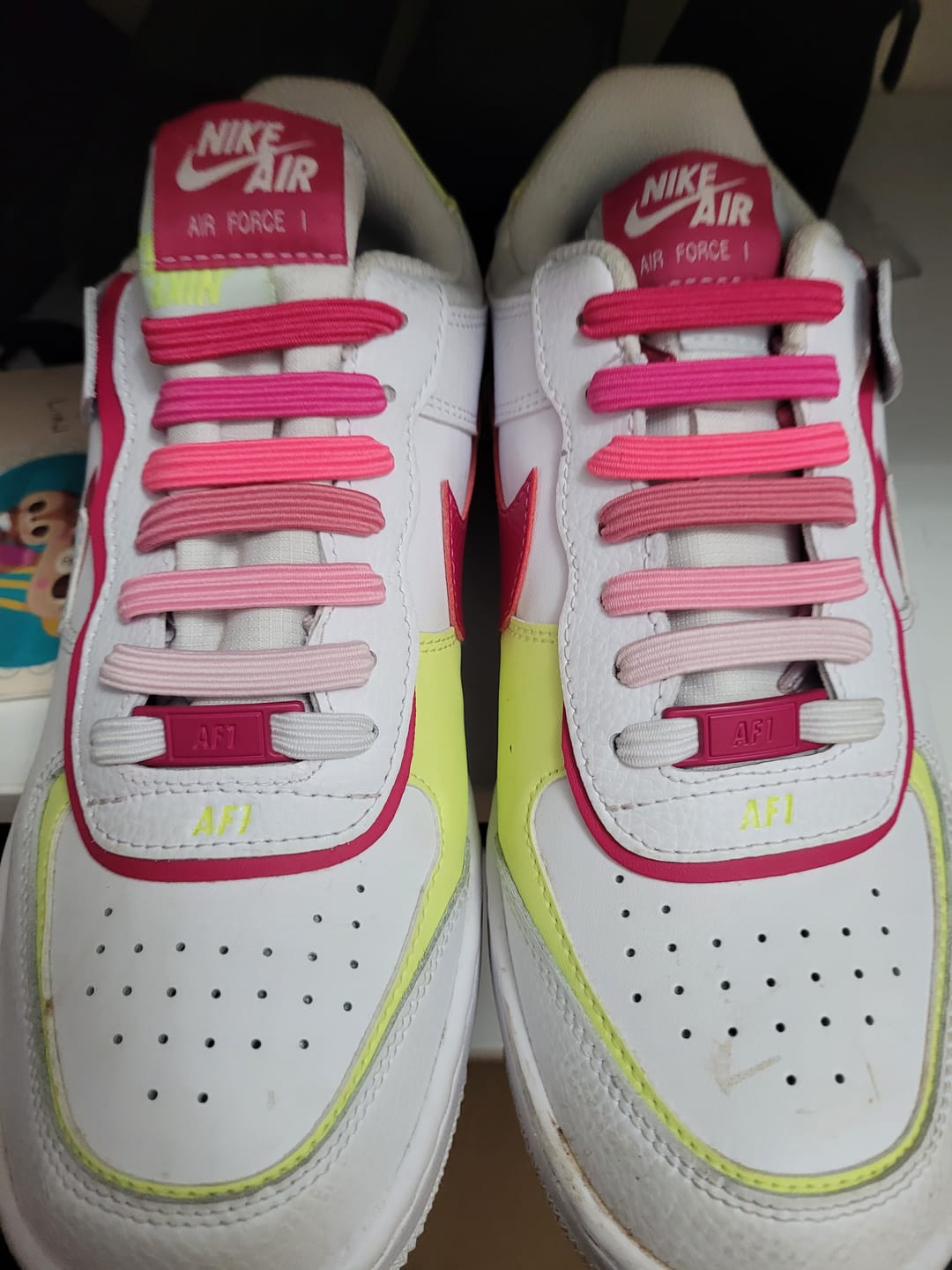 Customer photo review of uLace Classic - Pretty In Pinks