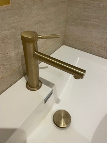 Customer photo review of Mitigeur de salle de bain or brossé