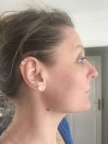Customer photo review of Ear cuff fleur Louise