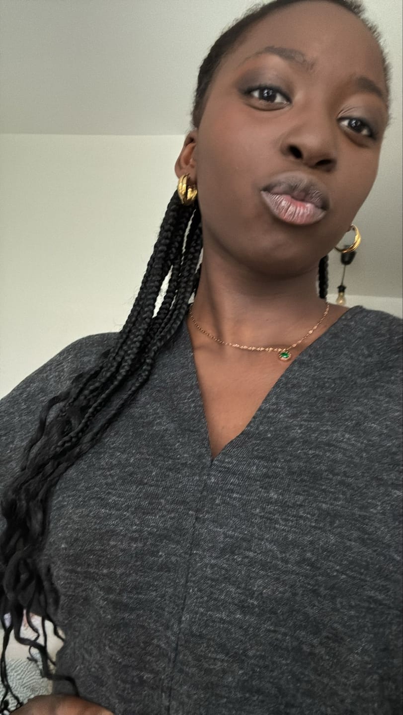 Customer photo review of Amara Gold Teardrop Earrings