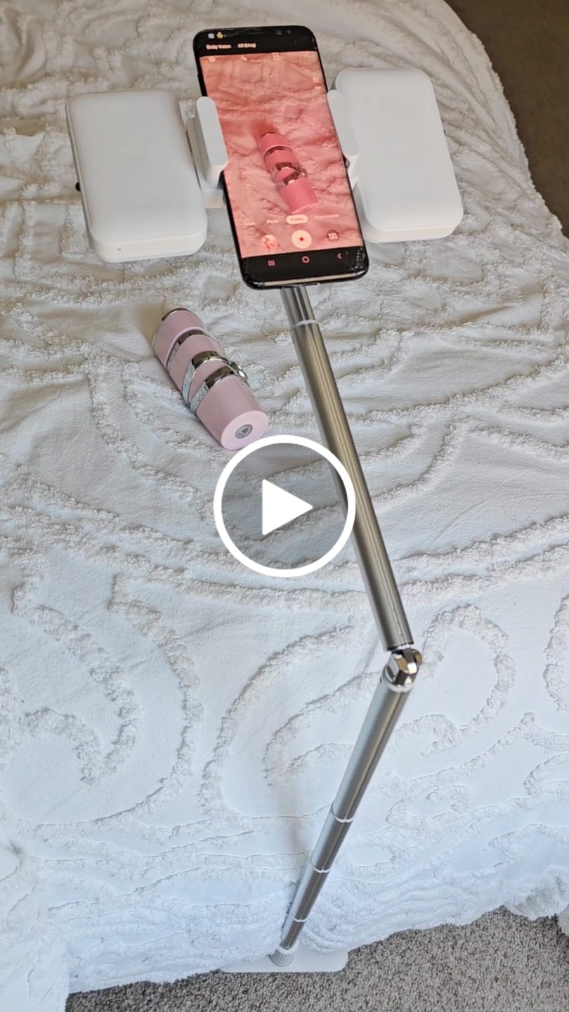 Customer video review of FlexiStand®