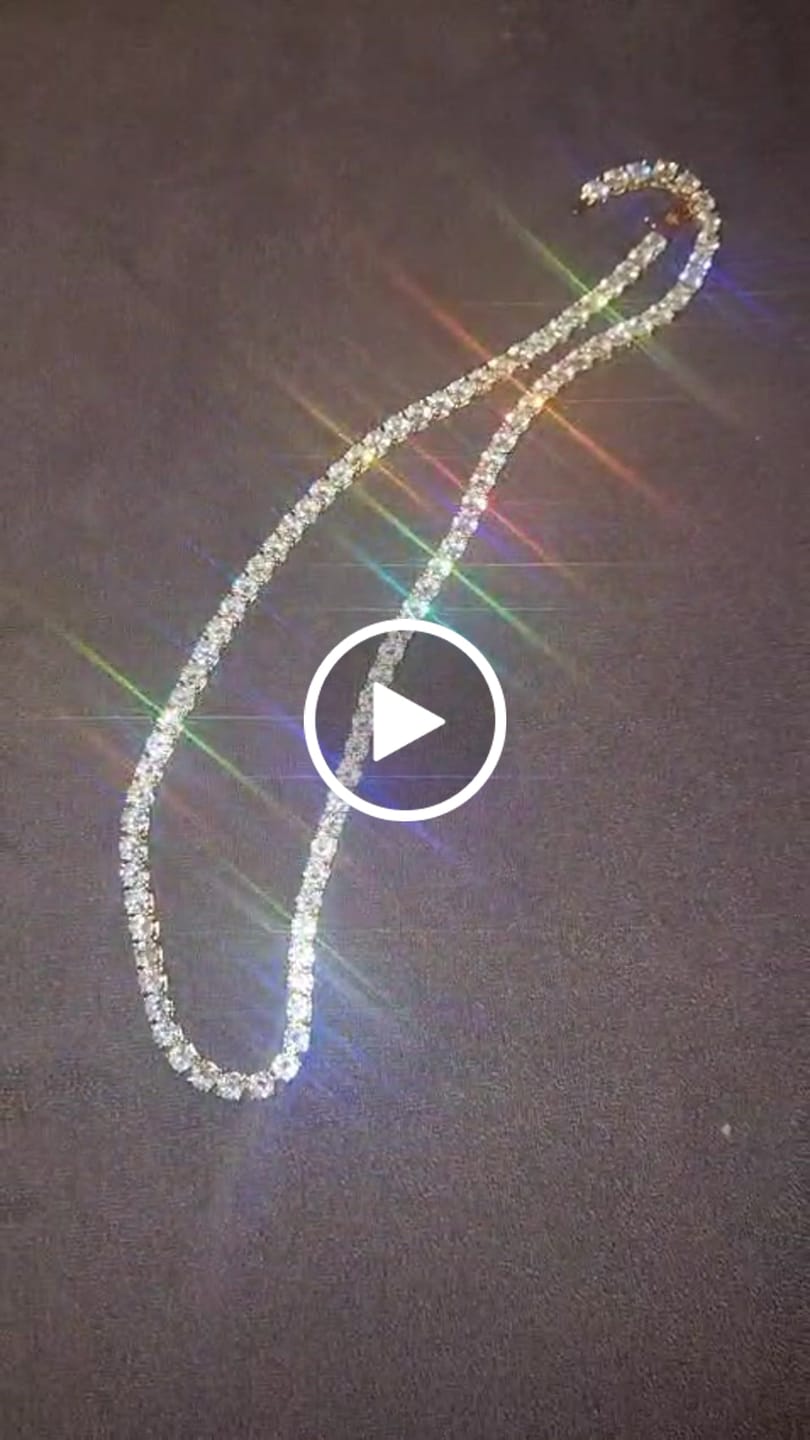Customer video review of Micro Clustered Tennis Chain - Gold