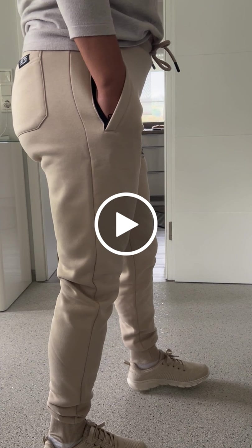 Customer video review of Lifestyle All Black Herren T-Shirt by SAEBIS®