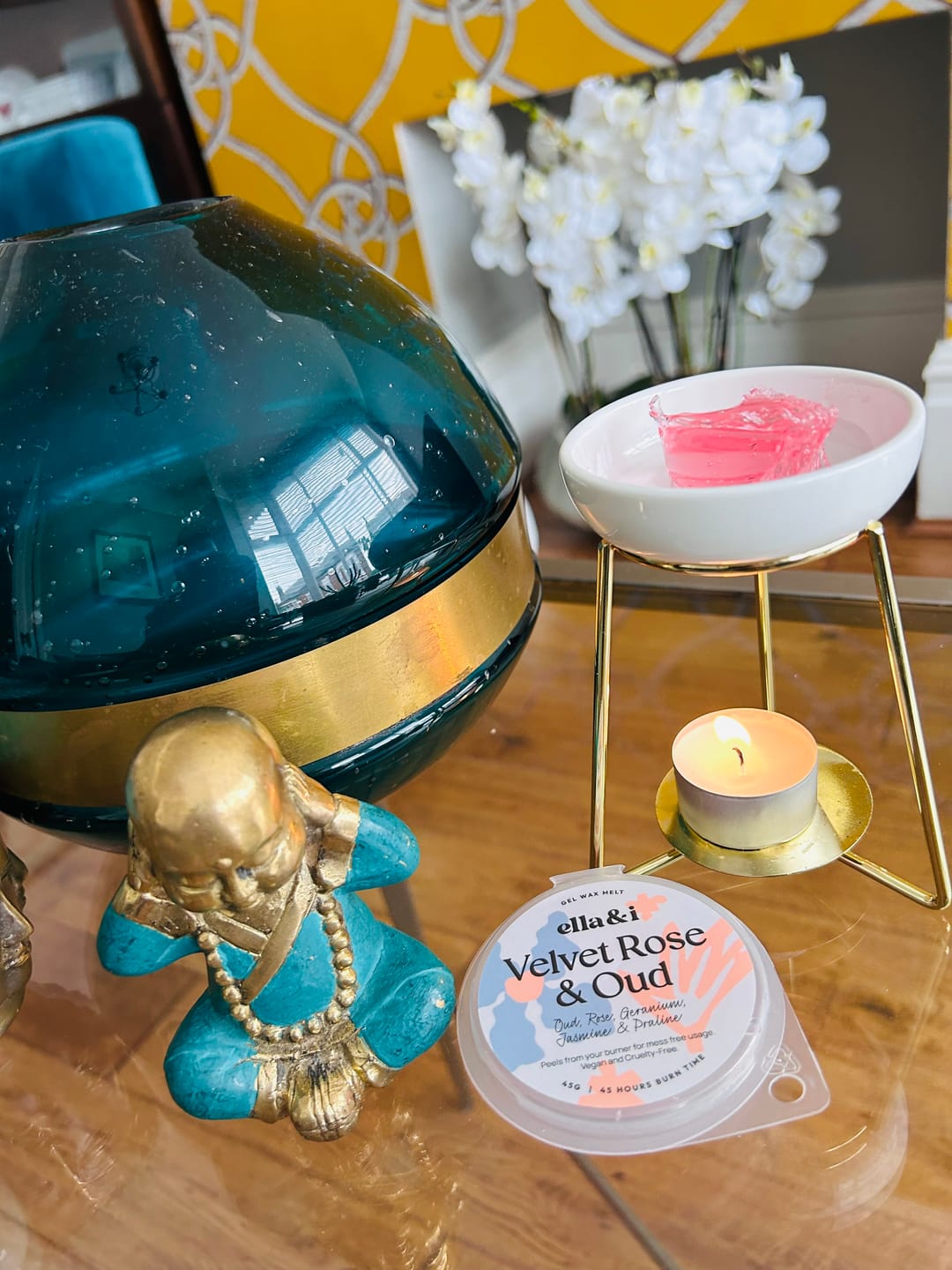 Customer photo review of Velvet Rose & Oud Gel Melt