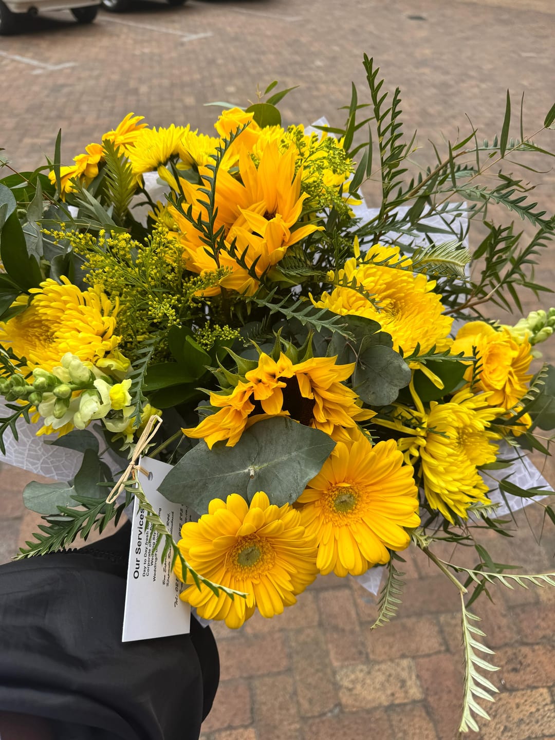 Customer photo review of Yellow Sunrise Bouquet