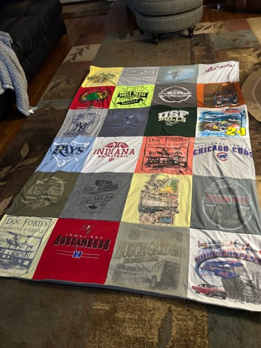 Customer photo review of Project Repat T-Shirt Quilt