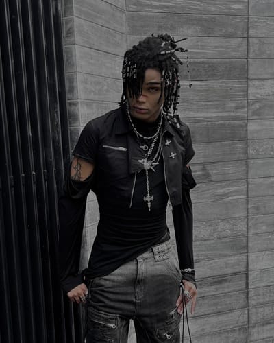 Customer photo review of Mens Metal Button Long Sleeve Knit T-Shirt SKUK32389