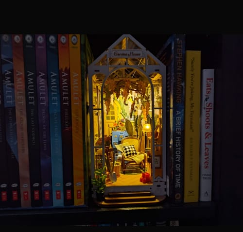 Customer photo review of Holiday Garden House DIY Book Nook