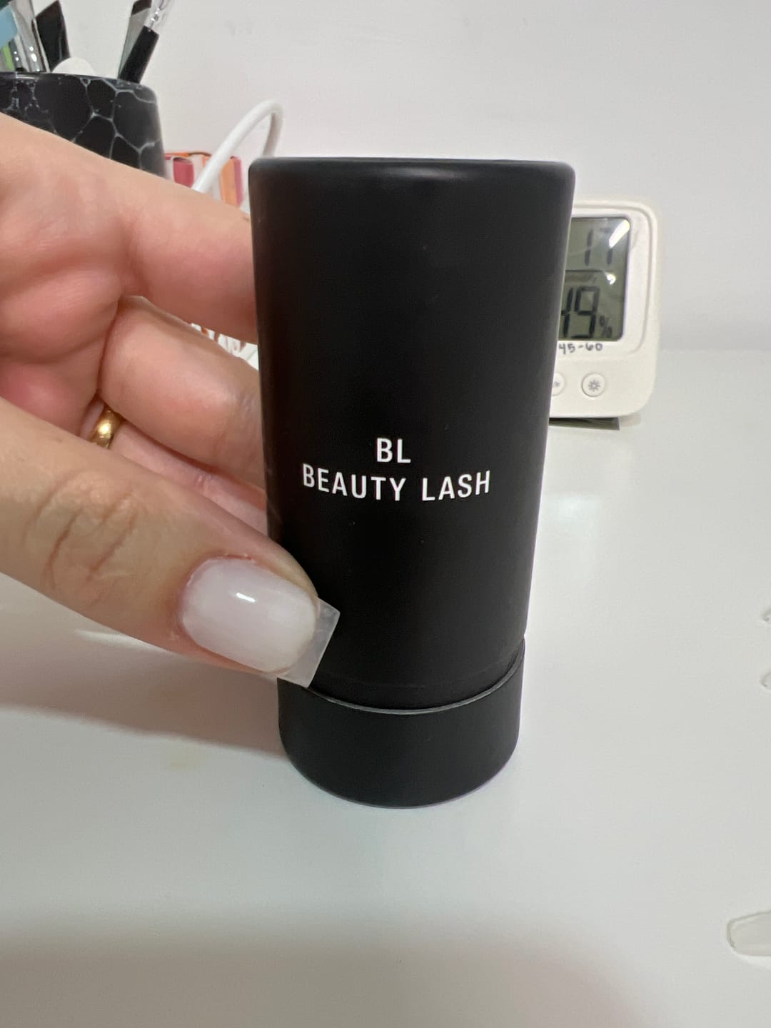 Customer photo review of Elite Glue