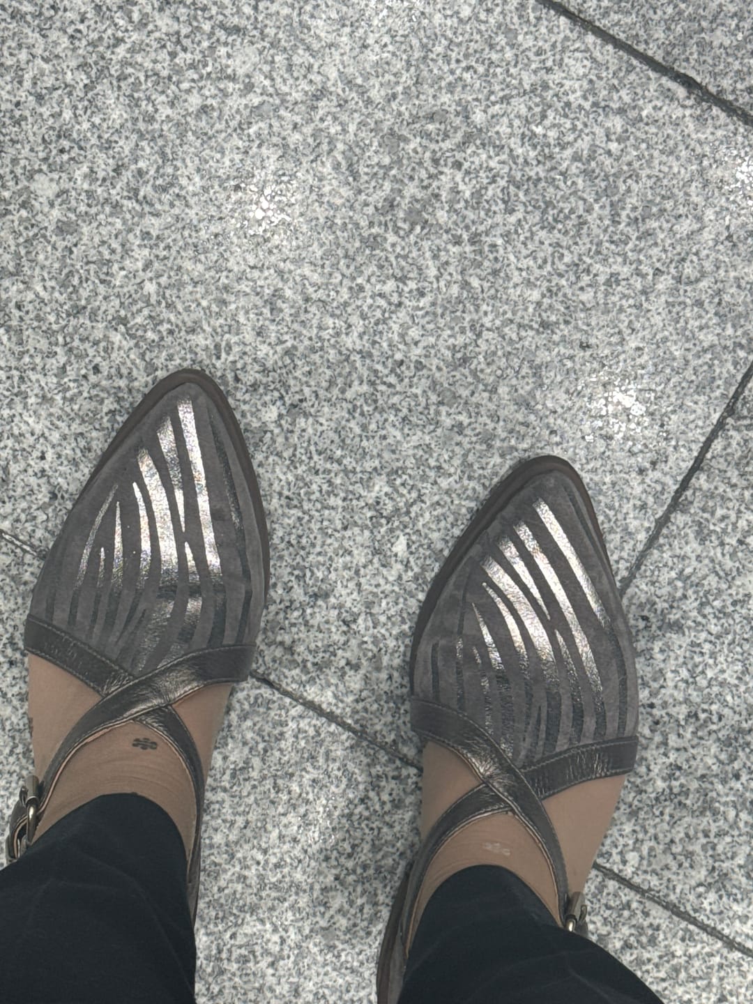 Customer photo review of Zapato Mujer / Rauli Metalico