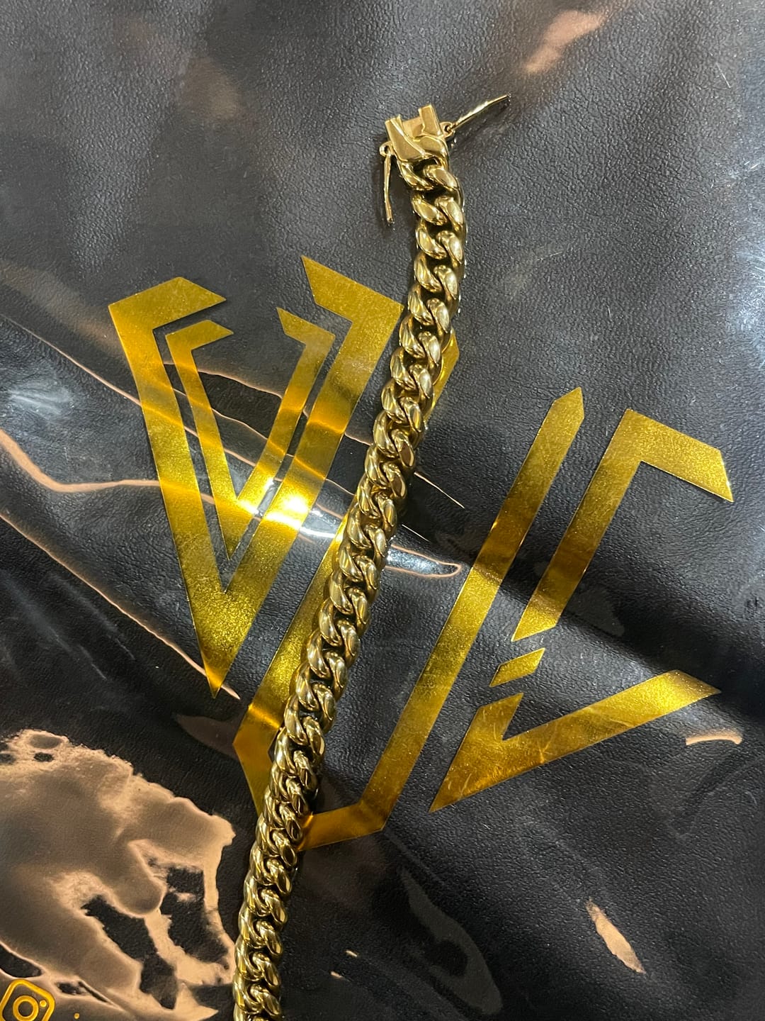 Customer photo review of MIAMI CUBAN LINK BRACELET - GOLD (8MM)