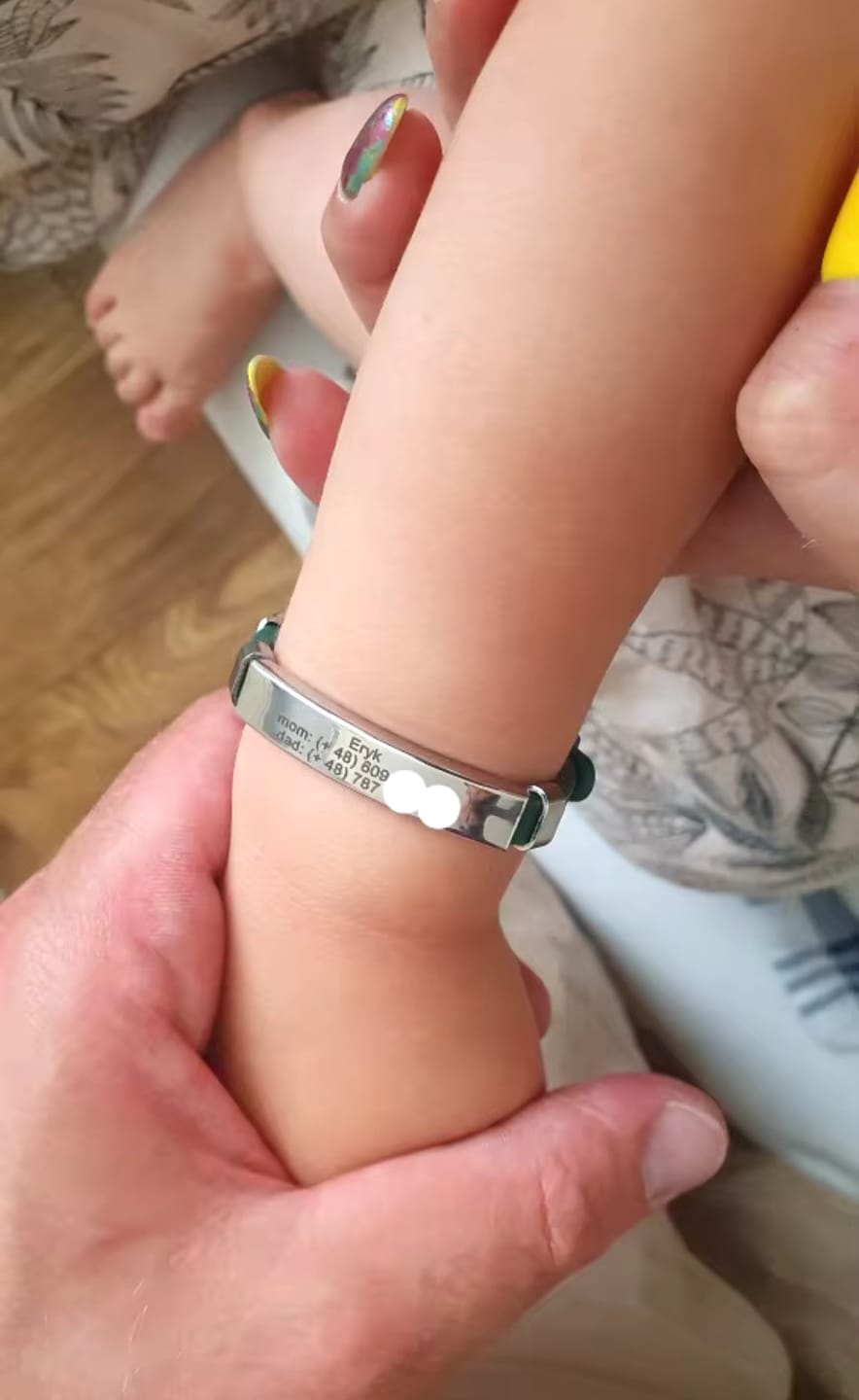 Customer photo review of Notfall-Kontaktarmband