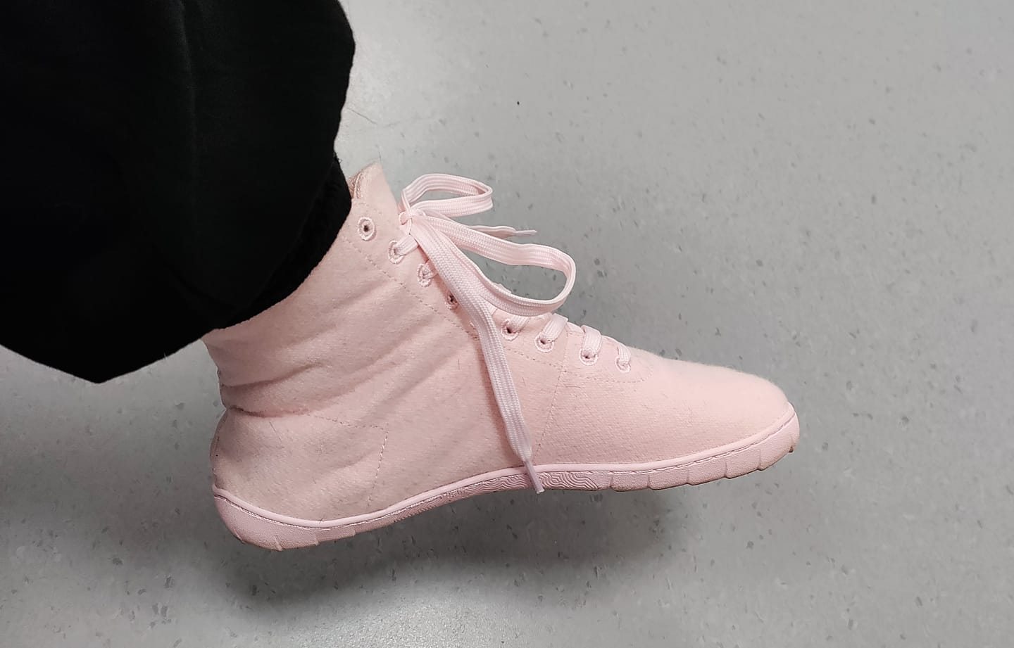 Customer photo review of Vaistoa Tunto -paljasjalkatennarit