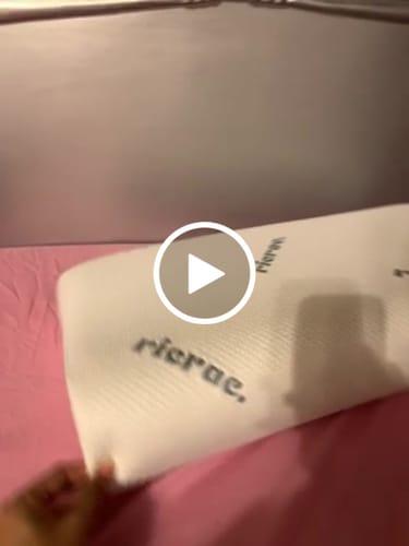 Customer video review of Contour Memory Foam Pillow suitable for Neck & Shoulder Pain