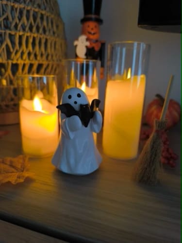 Customer photo review of 6Pcs Led Flameless Electric Candles Lamp Acrylic Glass Battery Flickering Fake Tealight Candle Bulk for Wedding Christmas