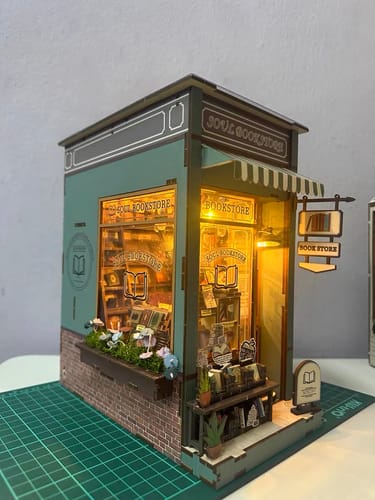 Customer photo review of Soul Bookstore Book Nook