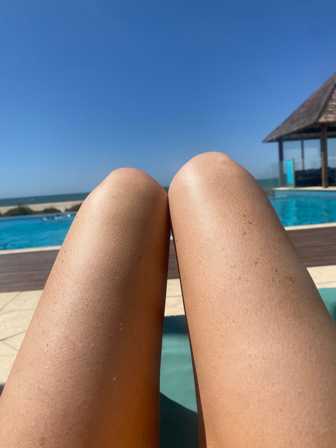 Customer photo review of Liquid Sun Express Spray Tan Solution - Medium