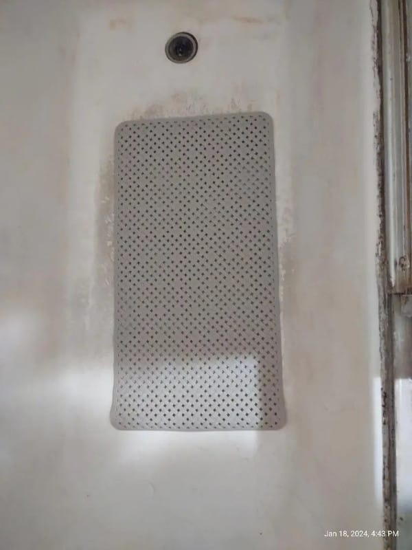 Customer photo review of Non-Slip Woven Mat