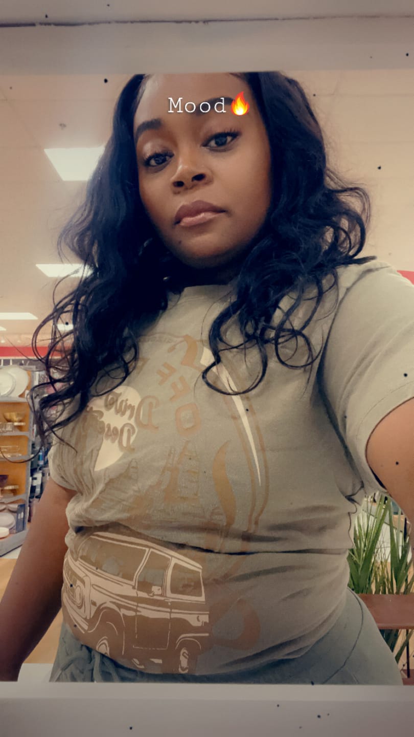 Customer photo review of Wavymy Body Wave Pre-bleached Wear Go Glueless HD Lace Wigs 4x6 Lace Closure Wigs 180% Density