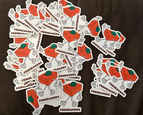 Customer photo review of Stickers Laminados Mate