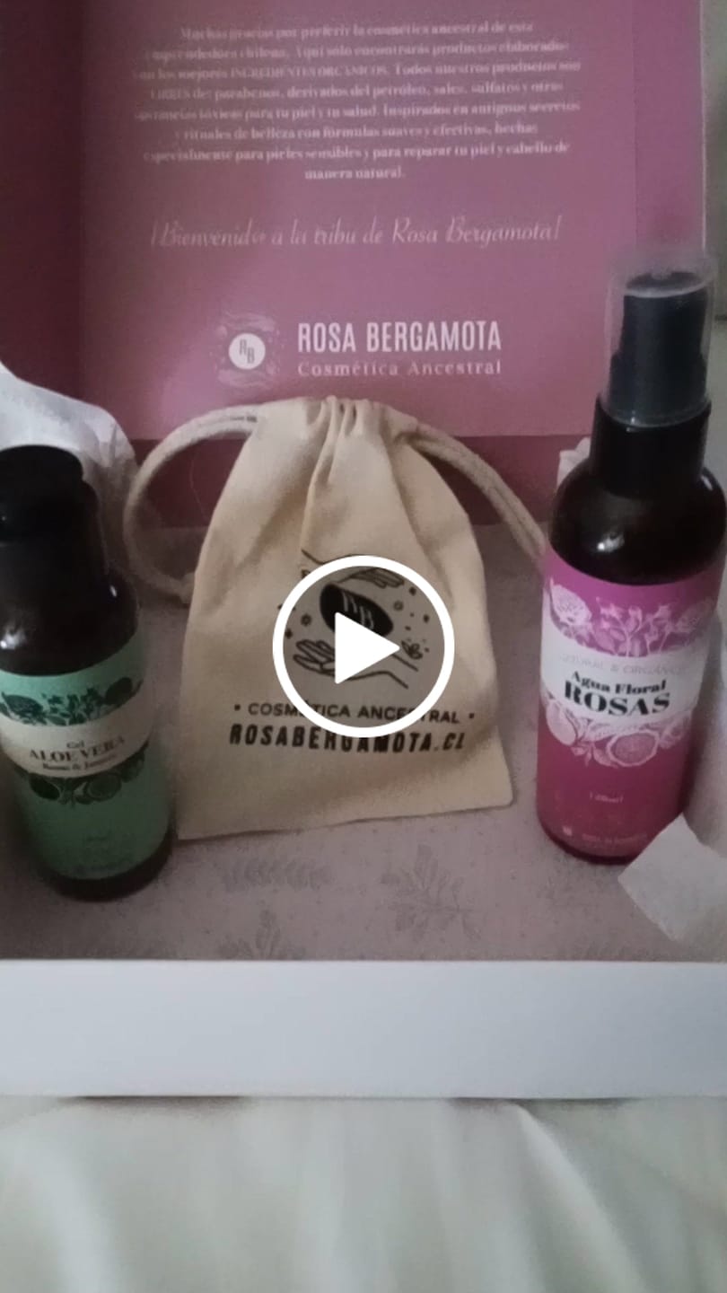 Customer video review of Agua de Rosas Orgánica