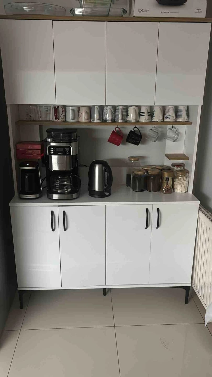 Customer photo review of Rani JE176 Çok Amaçlı Dolap 8 Kapaklı Raflı Kiler Mutfak Dolabı Beyaz - Sepet Ceviz