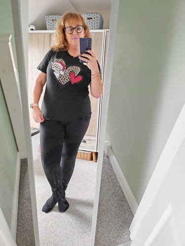 undefined review of Santa Claus leopard and heart print short-sleeved T-shirt image 1 out of 1