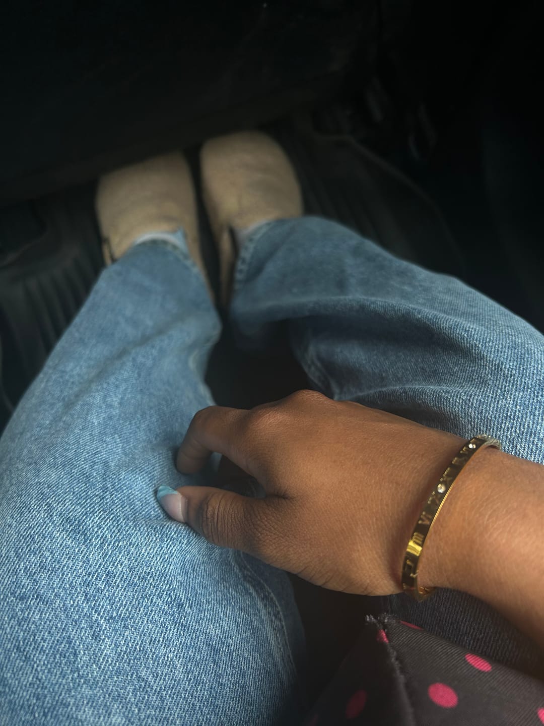 Customer photo review of Roman 18K Gold Bangle