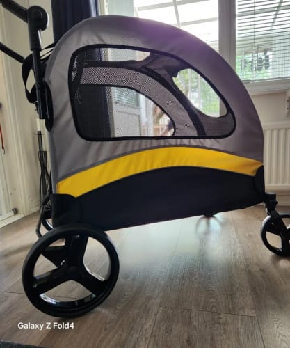 Customer photo review of Extra Large 4-Wheeled Pet Jogger/Stroller